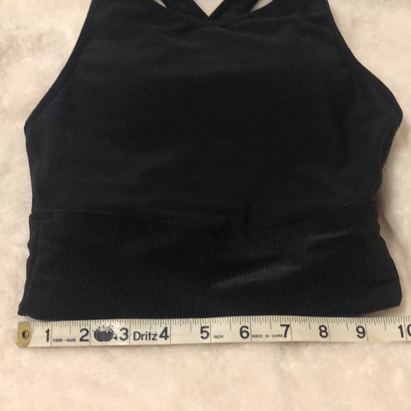 Amazon Athletic Set - Picture 8 of 8